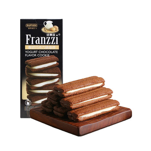 Franzzi Sandwich Cookie Yogurt Chocolate Large - 115 grams